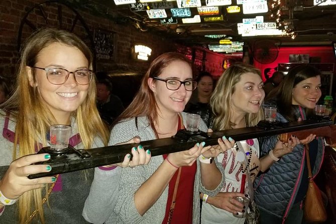 Nashville's Honky-Tonk Walking Sightseeing Pub Crawl - Who will enjoy this Nashville night most?