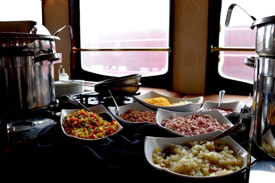 New Orleans: Creole Queen Weekend Morning Jazz Cruise - What to expect from the Creole brunch