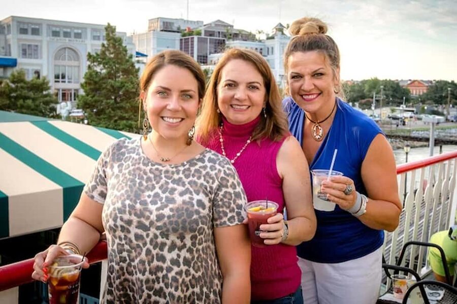New Orleans: Daytime Steamboat Jazz Cruise + Optional Lunch - Leaving the dock and finding the best view