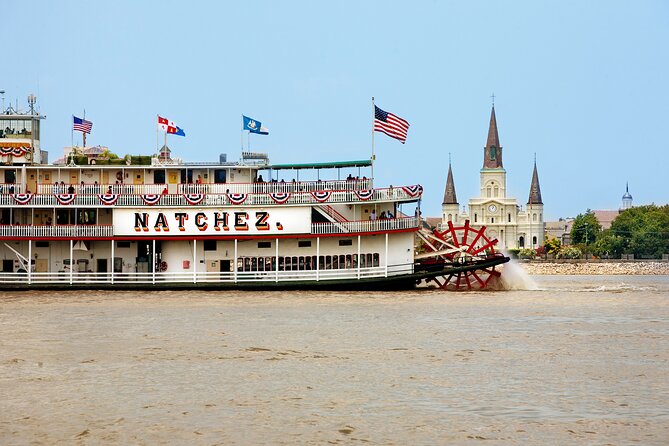 New Orleans Steamboat Natchez Jazz Cruise - Live jazz with the Steamboat Stompers
