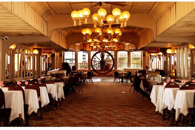 New Orleans Steamboat Natchez Jazz Cruise - The Natchez and its three levels