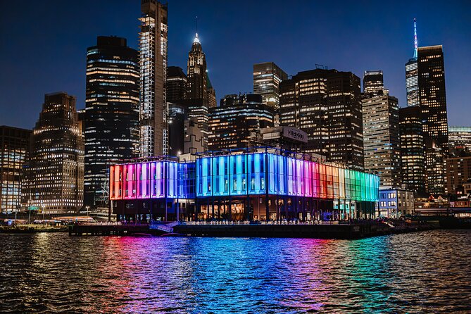 New York City Dinner Cruise on Luxury Yacht with Live Music - Manhattan Bridge and Brooklyn Bridge views