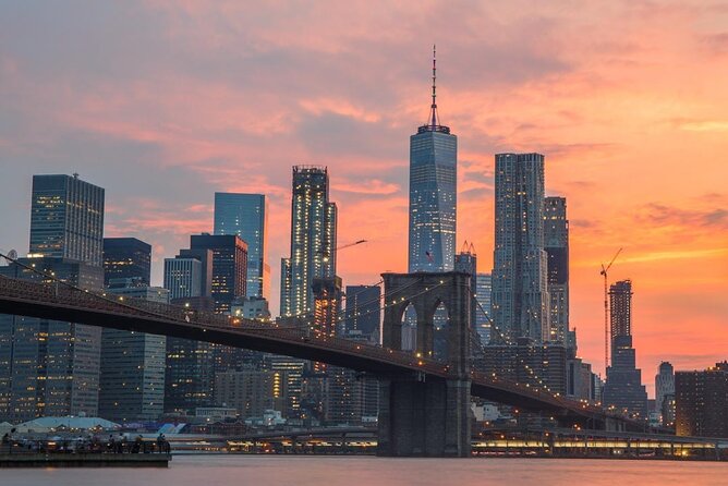 New York City Dinner Cruise with Live Music - Live music and the boat’s interior
