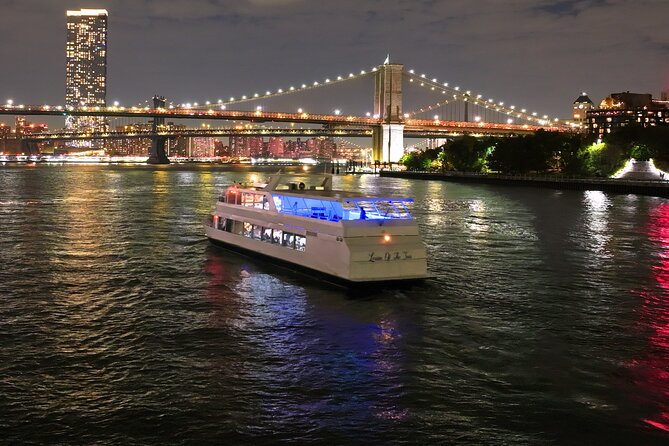 New York City Dinner Cruise with Live Music - The Statue of Liberty photo stop