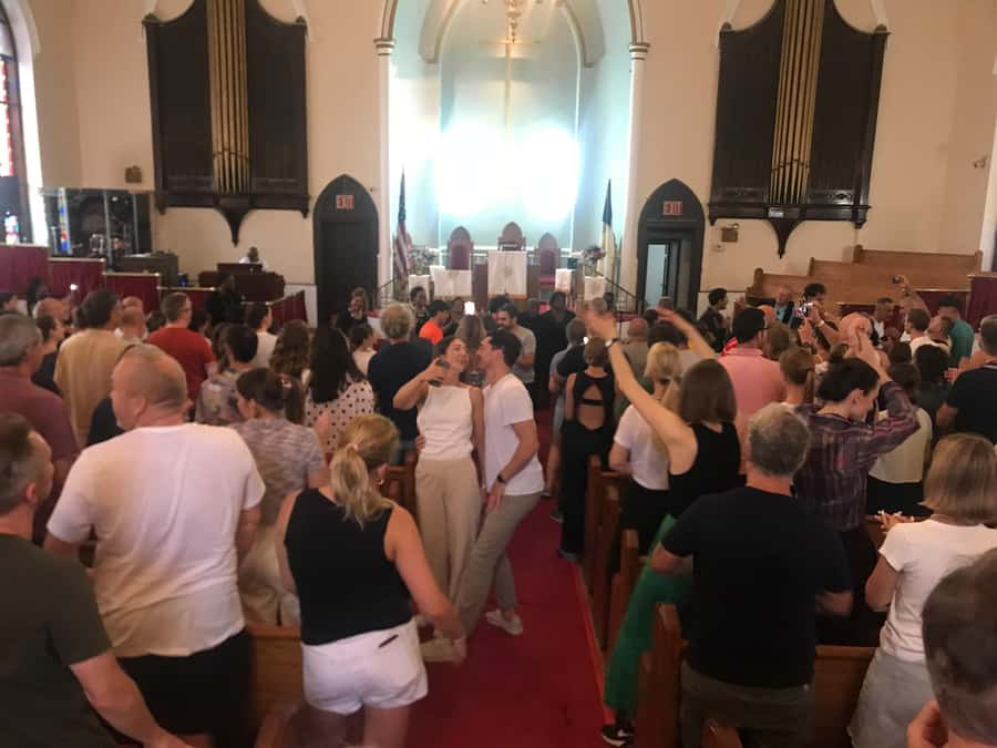 New York City: Harlem Gospel Live Music Concert - How it compares with other New York entertainment