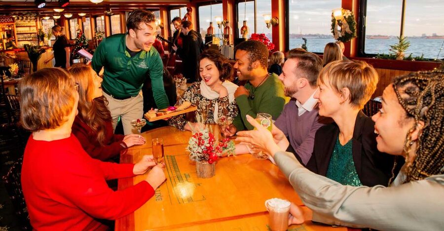 New York City: Holiday Jazz Classic Motor Yacht Cruise - Holiday jazz, cookies, and one drink