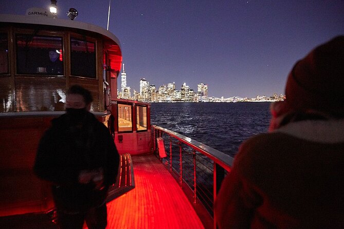 New York Harbor Live Holiday Jazz Cruise - The holiday mood without a forced party