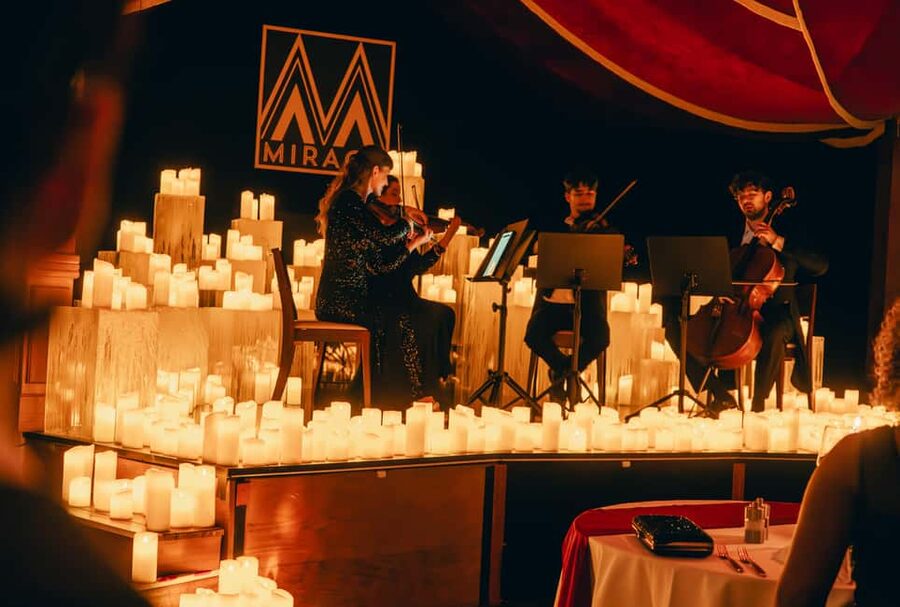 Nuit des Lumières - The Candlelight Dinner Concert in Vienna - Act One: Mozart, Vivaldi, Strauss, and the classical opening