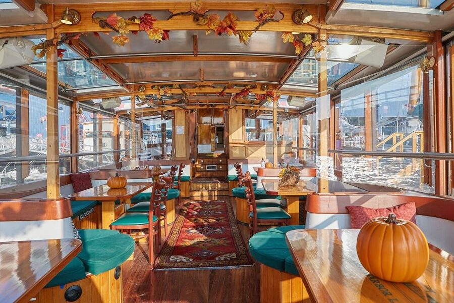 NYC: Evening Jazz Cruise on the Yacht Manhattan - The opening stretch along the Hudson