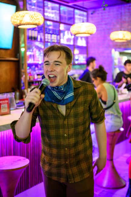 NYC: Immersive Dinner Show with Live Music - The three-course dinner package