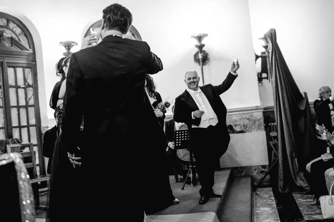 Opera Concert in Verona Palace with Prosecco - The welcome drink and check-in details