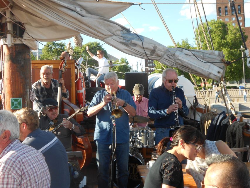 Oslo: Oslo Fjord Cruise with Live Jazz Music & Shrimp Buffet - Live jazz gives the cruise its mood