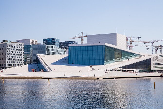 Oslo Private Tour: From The Opera to Vigeland Sculpture Park - Why this route works so well in Oslo