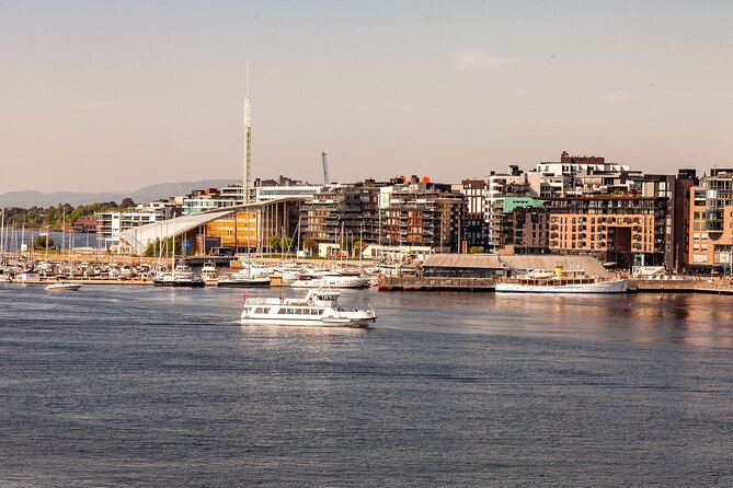 Oslo Private Tour: From The Opera to Vigeland Sculpture Park - Oslo City Hall and the civic heart