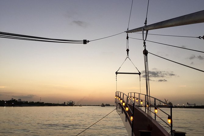 Paddlewheeler Creole Queen Jazz Dinner Cruise in New Orleans - Is $107 a fair price?