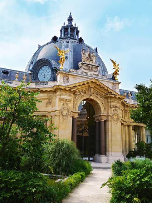Pairs: The Opera to Hotel des Invalides Guided Walking Tour - Pont Alexandre III and the view toward the Eiffel Tower