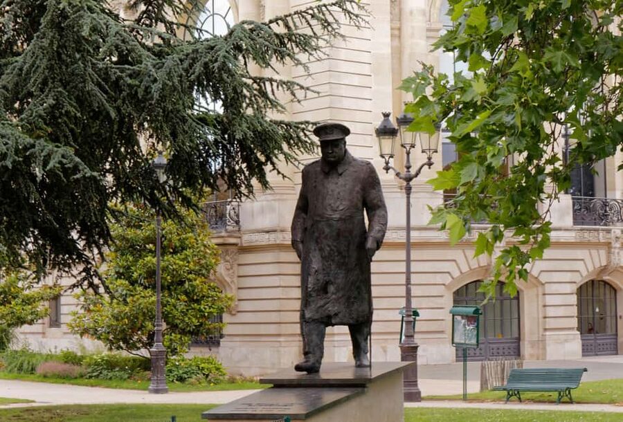 Pairs: The Opera to Hotel des Invalides Guided Walking Tour - Spanish guidance and the guide experience
