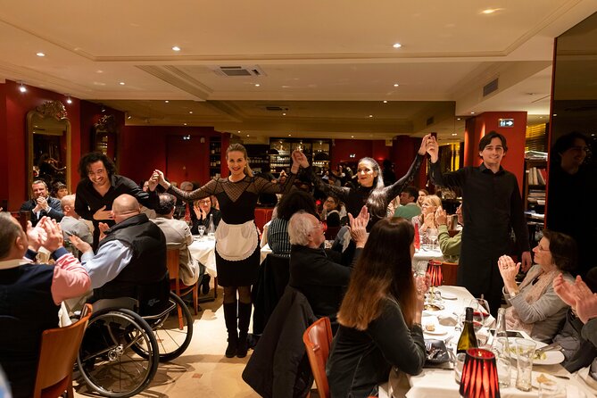 Paris Dinner Show Opera Bel Canto - Desserts shaped for a celebratory evening