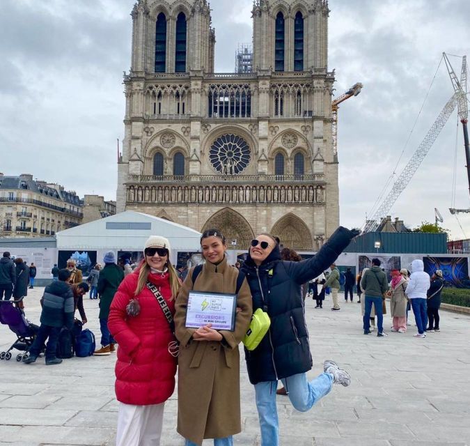 Paris: Guided Walking Tour from Opera Garnier to Notre-Dame - Palais-Royal and the city behind the facades