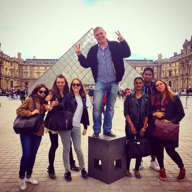 Paris: Guided Walking Tour from Opera Garnier to Notre-Dame - Sainte-Chapelle and the Conciergerie context