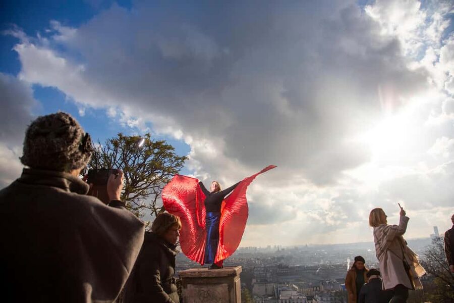 Paris: Opera Singer Guide in Montmartre - Stories of artists, citizens, and old Montmartre
