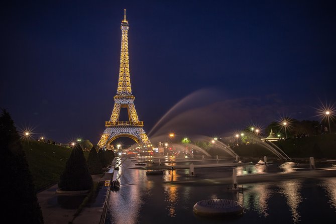 Paris Seine River Dinner Cruise by Maxim's with Champagne & Music - Dinner, Champagne, and the sample menus