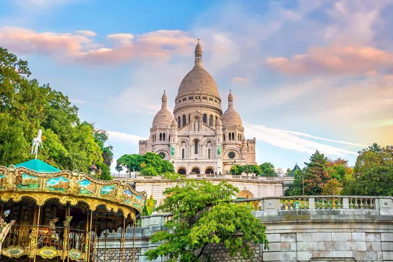 Paris Walk: Opera to Montmartre with Pastry & Chocolate - Notre-Dame-de-Lorette and the metro connection