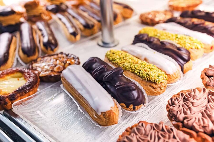 Paris Walk: Opera to Montmartre with Pastry & Chocolate - Sacré-Cœur and the final vineyard stop