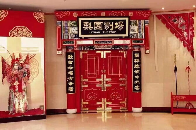 Peking Opera at Liyuan Theater Tickets - English subtitles make the story easier to follow