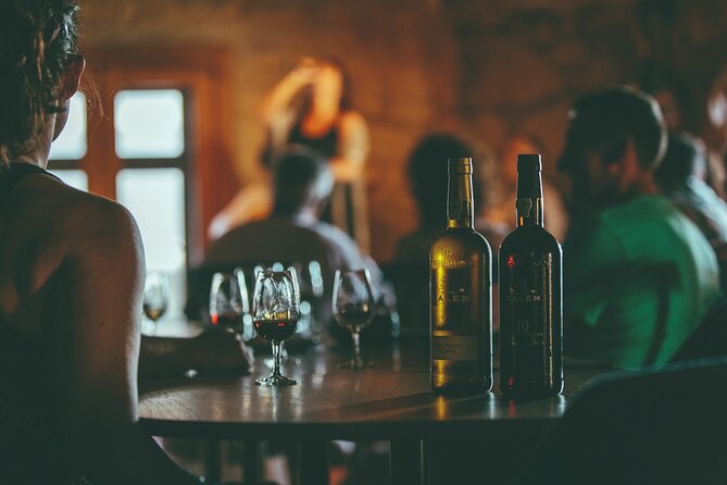 Porto: Cálem Cellar Tour, Live Fado Show and Wine Tasting - Why Port and Fado make a natural pairing