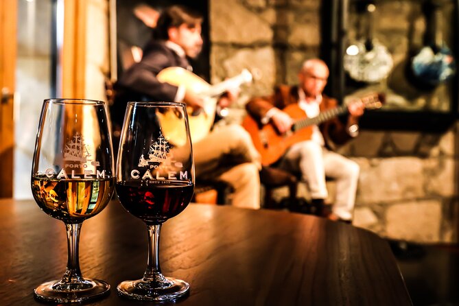 Porto: Cálem Cellar Tour, Live Fado Show and Wine Tasting - Who will enjoy the Cálem evening most