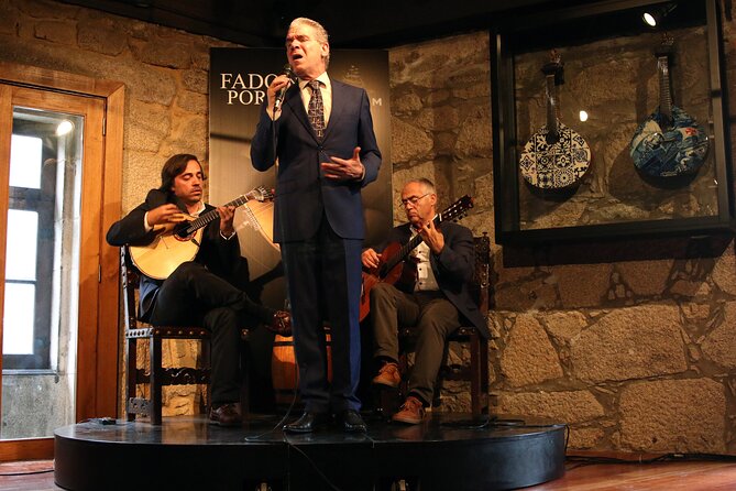 Porto: Cálem Cellar Tour, Live Fado Show and Wine Tasting - Practical details that affect your evening