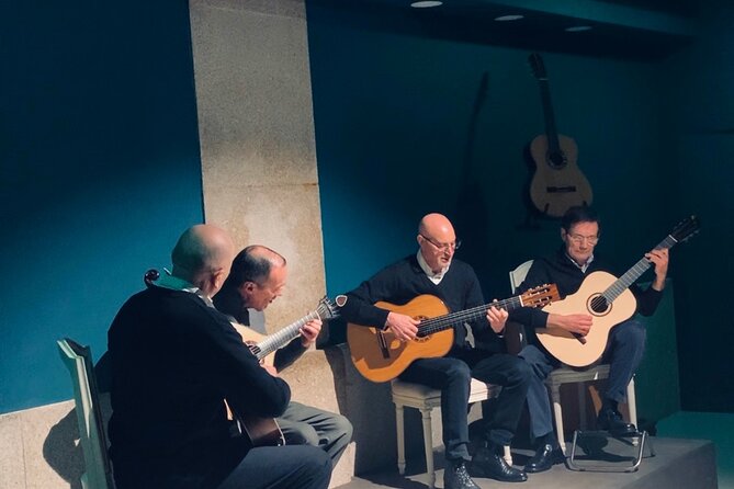 Porto : Fado and Porto Wine Show at the Trinity Noble Hall - Is $17.20 a good value?