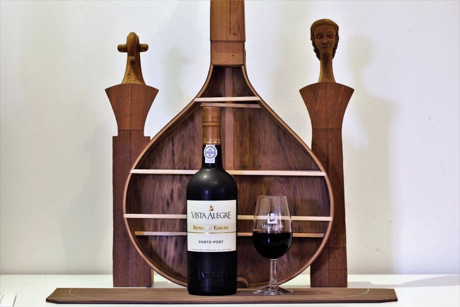 Porto: Fado & Port Wine in Traditional Portuguese Music Shop - Why the $11 price is such a good deal