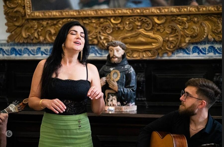 “Porto: Fado Show with Guided Tour in a Historic Monastery” - The church, organ, and Benedictine connection