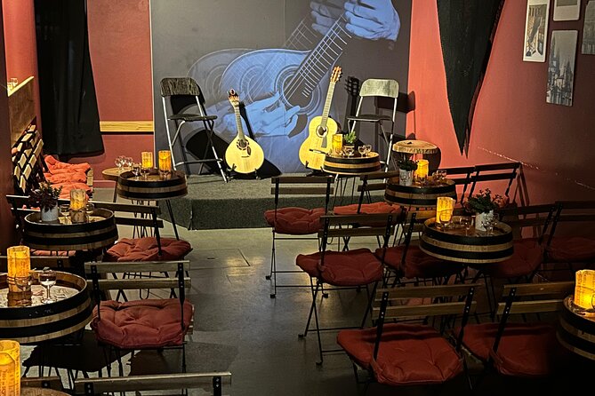 Porto: Live Fado with a Glass of Port Wine at Casa do Fado Sé - My recommendation for this Porto concert