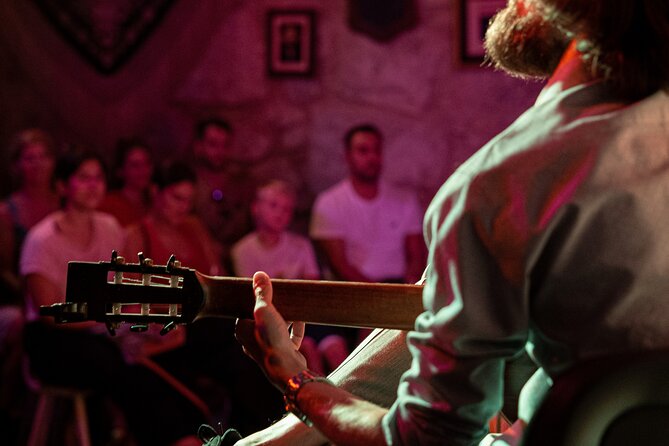 Porto: Live Portuguese Fado Experience with Port Wine - The opening: a quick way into Portuguese culture