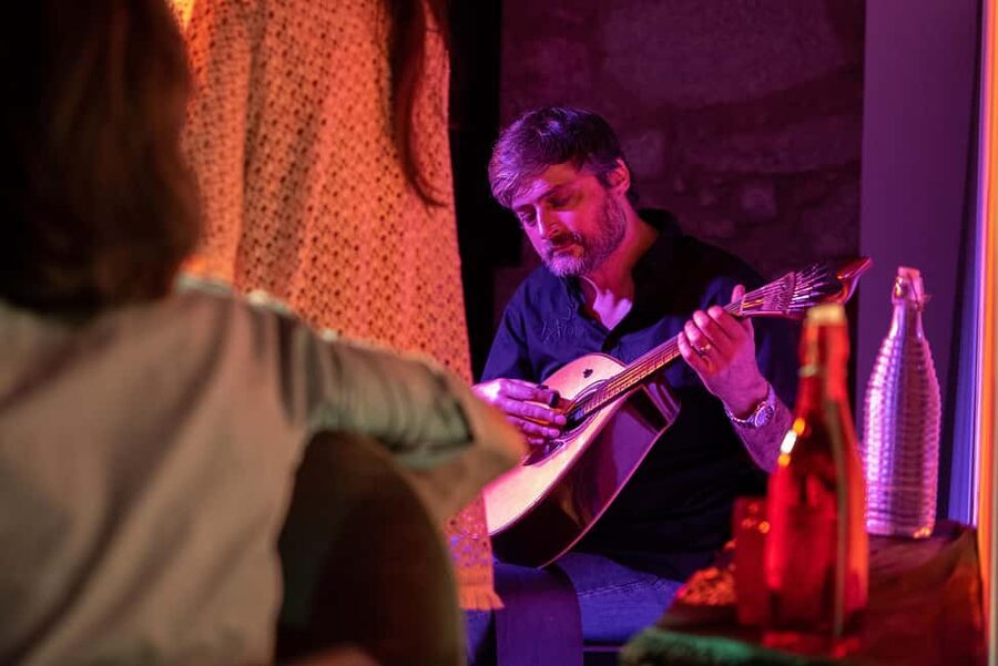 Porto: What is Fado? Commented Live Concert with Port Wine - The Portuguese guitar and the Tawny Port pairing
