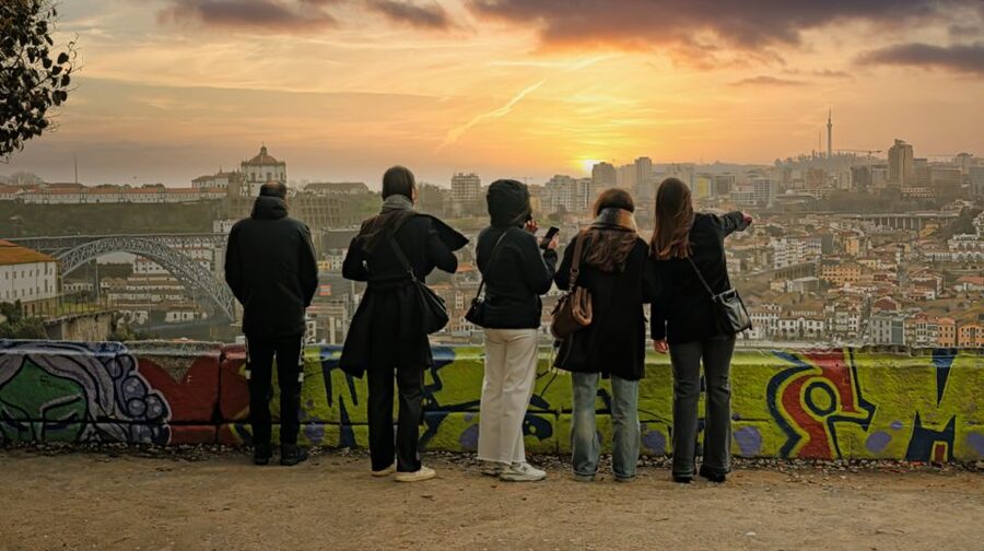 Porto: Wine Tour & One Hour Fado Show | All Included - First drink at a century-old student café