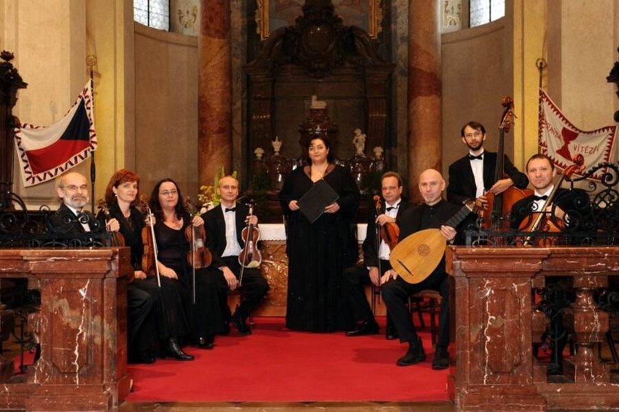 Prague: Classical Concert in St. Nicholas Church - Seating, temperature, and practical comfort