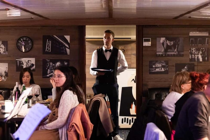 Prague: Jazz Boat Popular Live Jazz Dinner Cruise - Practical advice for a smoother evening