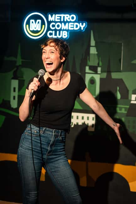 Prague: Sunday Live Music & Stand-Up Comedy Night in English - The lounge after the performance