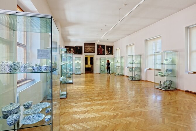 Prague Super Saver: Lobkowicz Palace Concert plus Lobkowicz Palace Museum Entrance Ticket - The 22 galleries and the palace collection