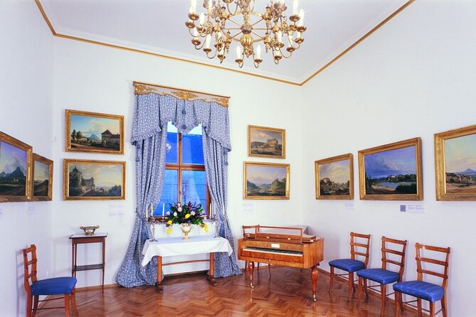 Prague Super Saver: Lobkowicz Palace Concert plus Lobkowicz Palace Museum Entrance Ticket - Beethoven manuscripts and the music room treasures