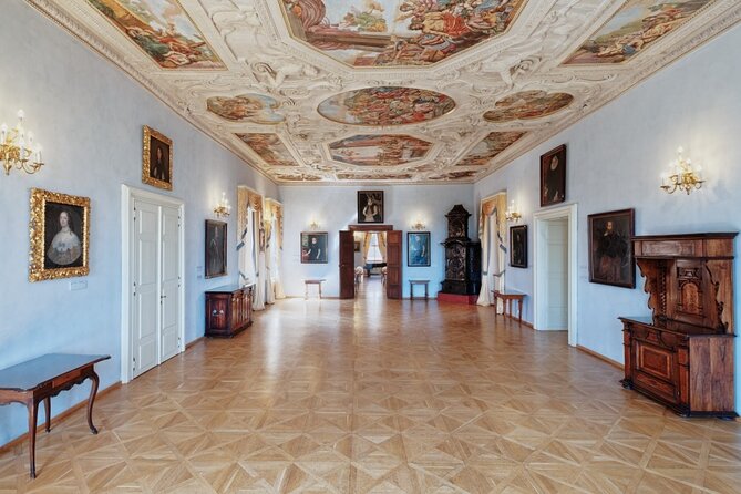 Prague Super Saver: Lobkowicz Palace Concert plus Lobkowicz Palace Museum Entrance Ticket - How long to allow and how much walking to expect