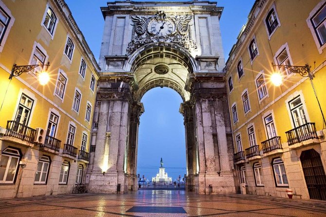 Private tour: Lisbon Fado Dinner Show and Panoramic Night Tour - Belém Tower and Lisbon’s riverfront at night