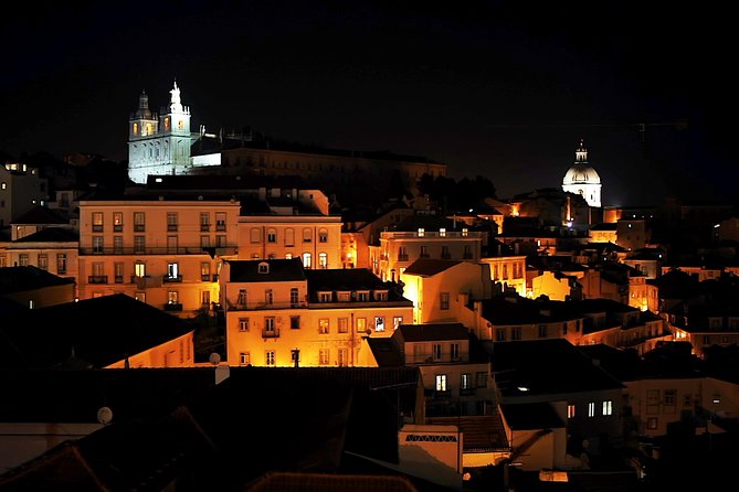 Private Tour: Lisbon Sunset Walking Tour with Fado Show and Dinner - Starting at Martim Moniz and Praça dos Restauradores