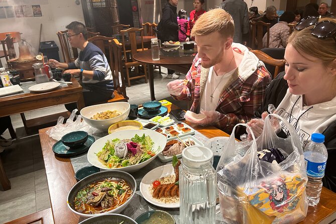 Private Tour: Shichahai, Nanluoguxiang and Peking Opera&dinner - The private guide and transport advantage