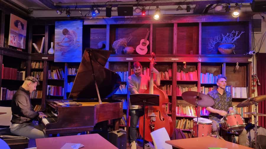 Recoleta Walking Tour and Live Jazz Show - The Small Jazz Room Is the Payoff