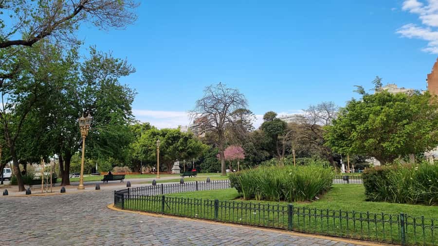 Recoleta Walking Tour and Live Jazz Show - Who Will Like This Experience Most